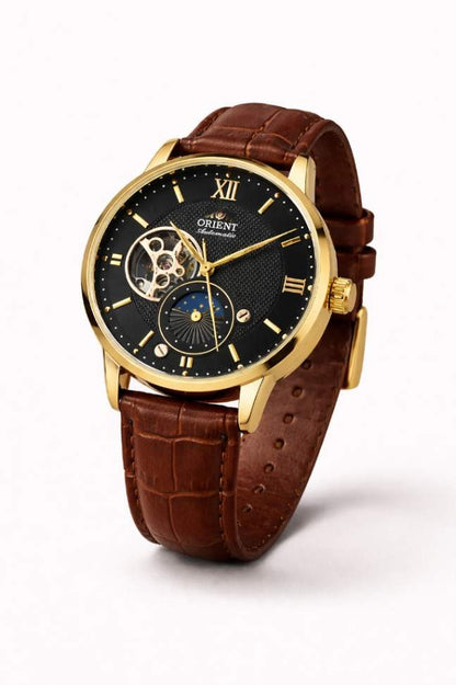 Classic Automatic Leather Watch – Gold & Ivory Edition